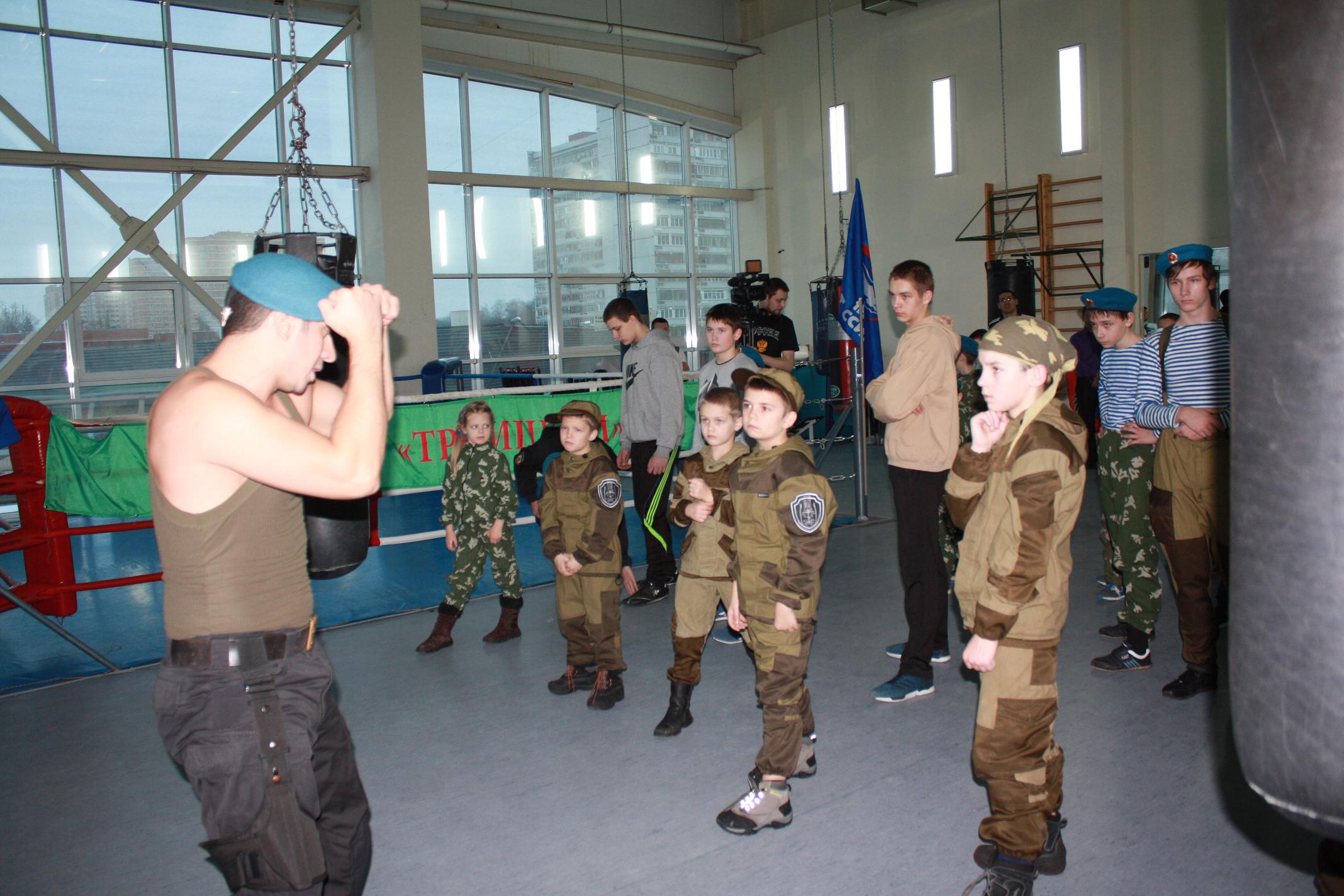 клубы в троицке